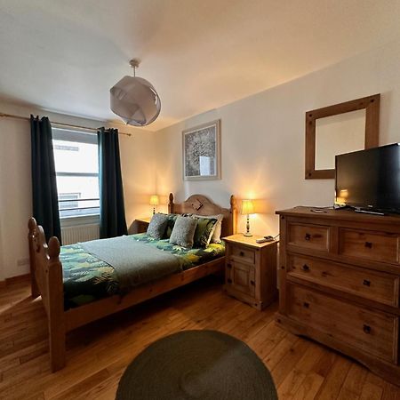 City Centre Apartment Next To Bus And Train Station Inverness Eksteriør billede